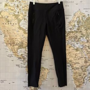 Athleta Thick Leggings / Pants Size Medium